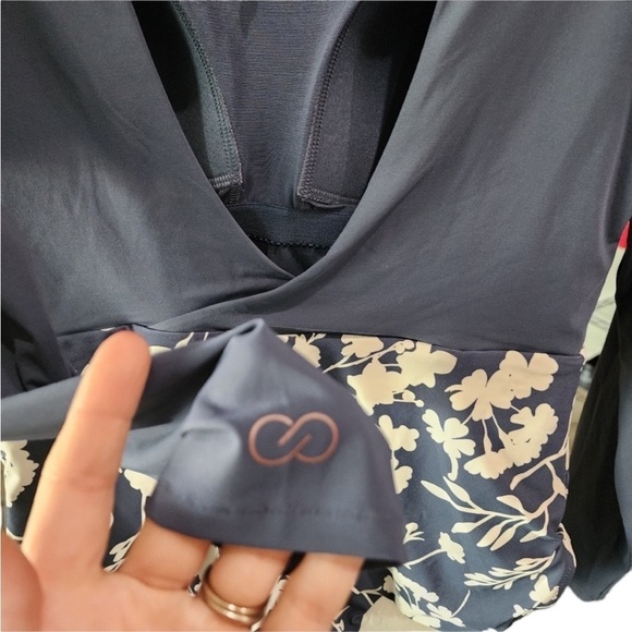 CALIA Carrie Underwood Blue/White Floral Print Long Sleeve Modest Swimsuit Sz 12 - Picture 7 of 11